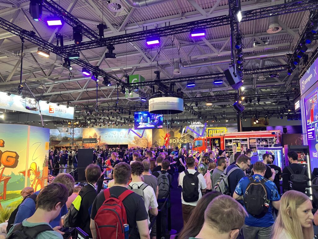 The gamescom floor filled with people