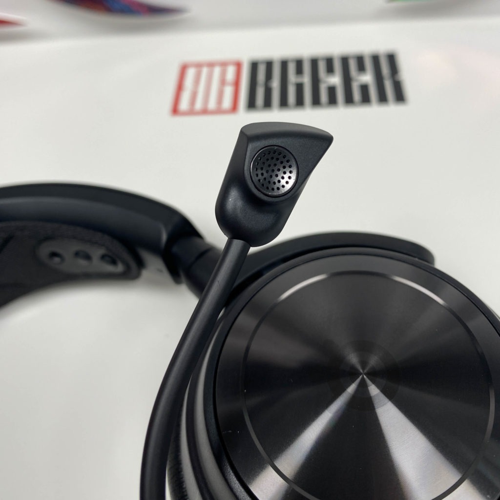 Close up of the microphone on the SteelSeries Arctis Nova Pro